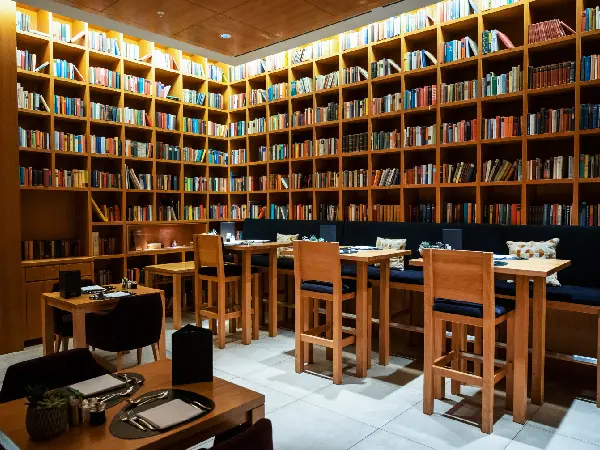 Library & Reading Centre